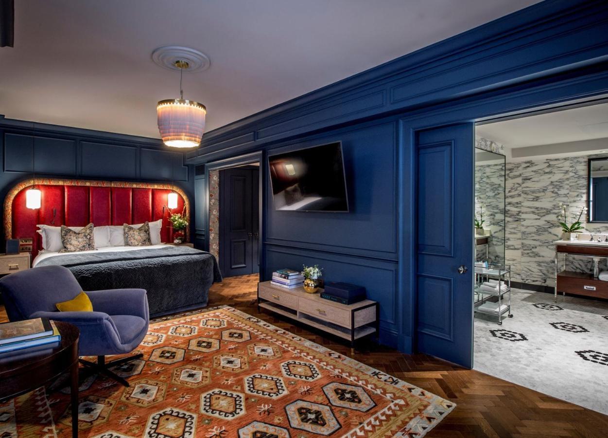 The Bloomsbury Hotel Londra Esterno foto A suite at The Standard London