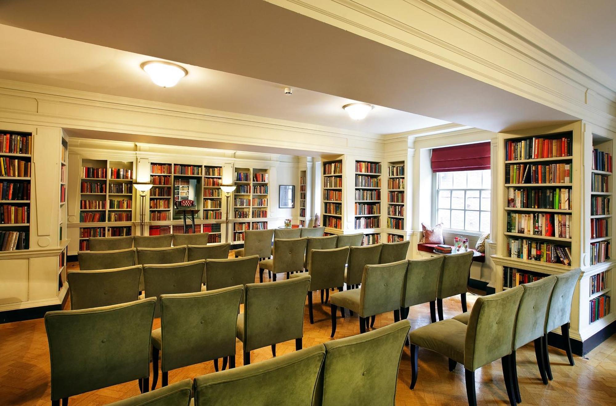 The Bloomsbury Hotel Londra Esterno foto Library