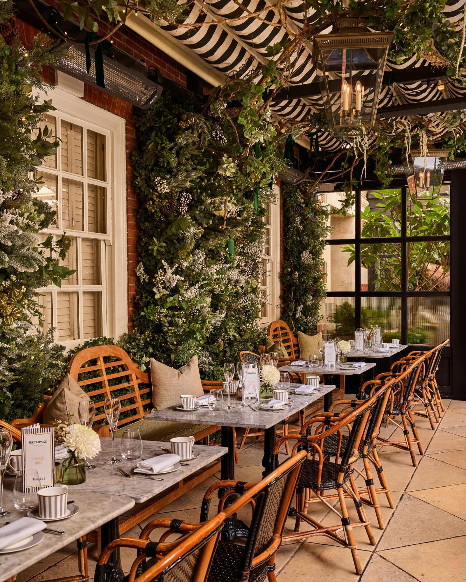 The Bloomsbury Hotel Londra Esterno foto The Ivy, St John's Wood